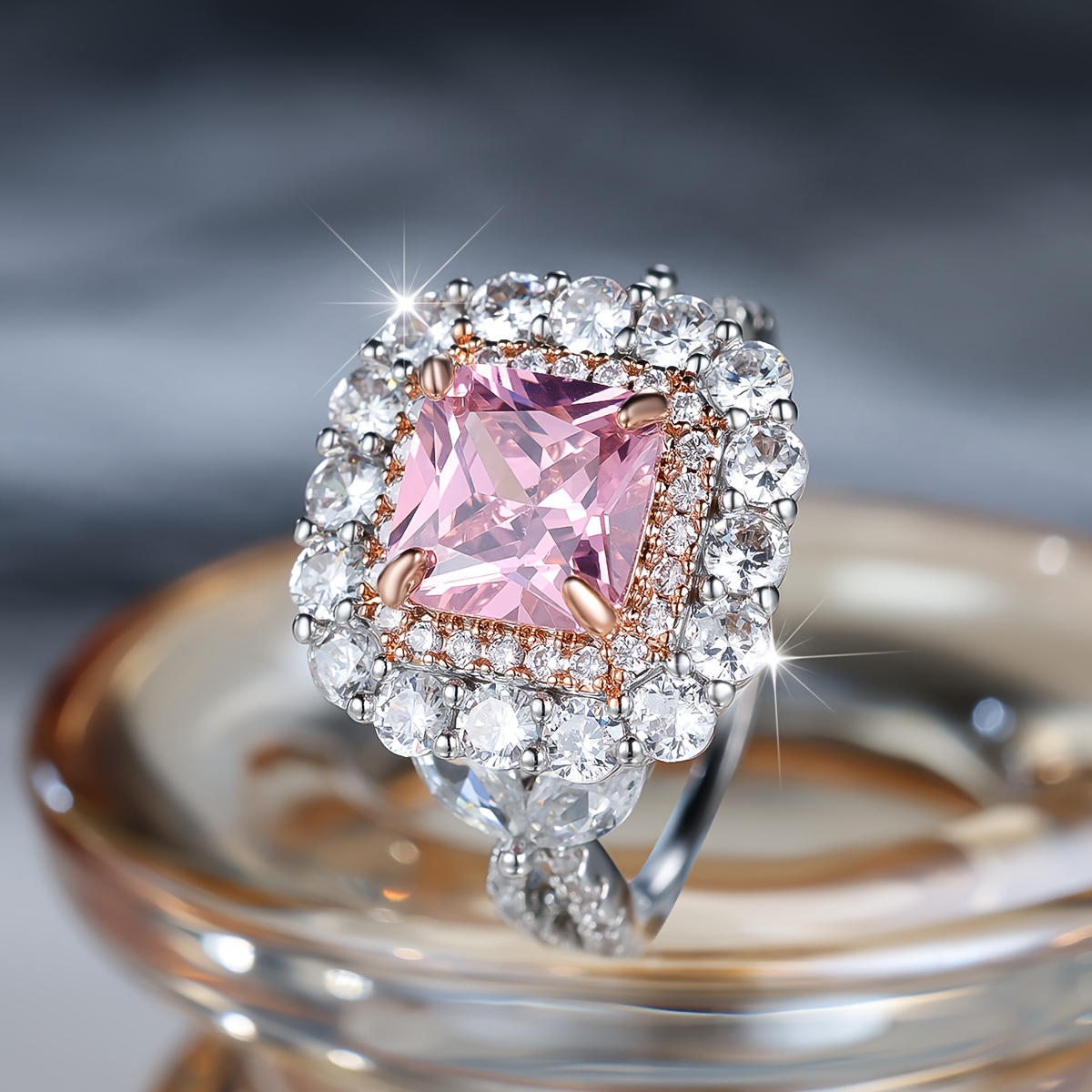 Women's Luxurious Pink Square Synthetic Zirconia Fashion Ring